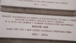 Narodni_dom_v_Trstu_-_spominska_plošča