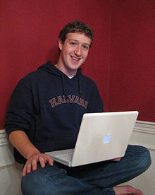 Un sorriso da furbastro: Mark Zuckerberg