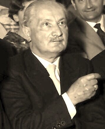 Heidegger e l'identità. Note